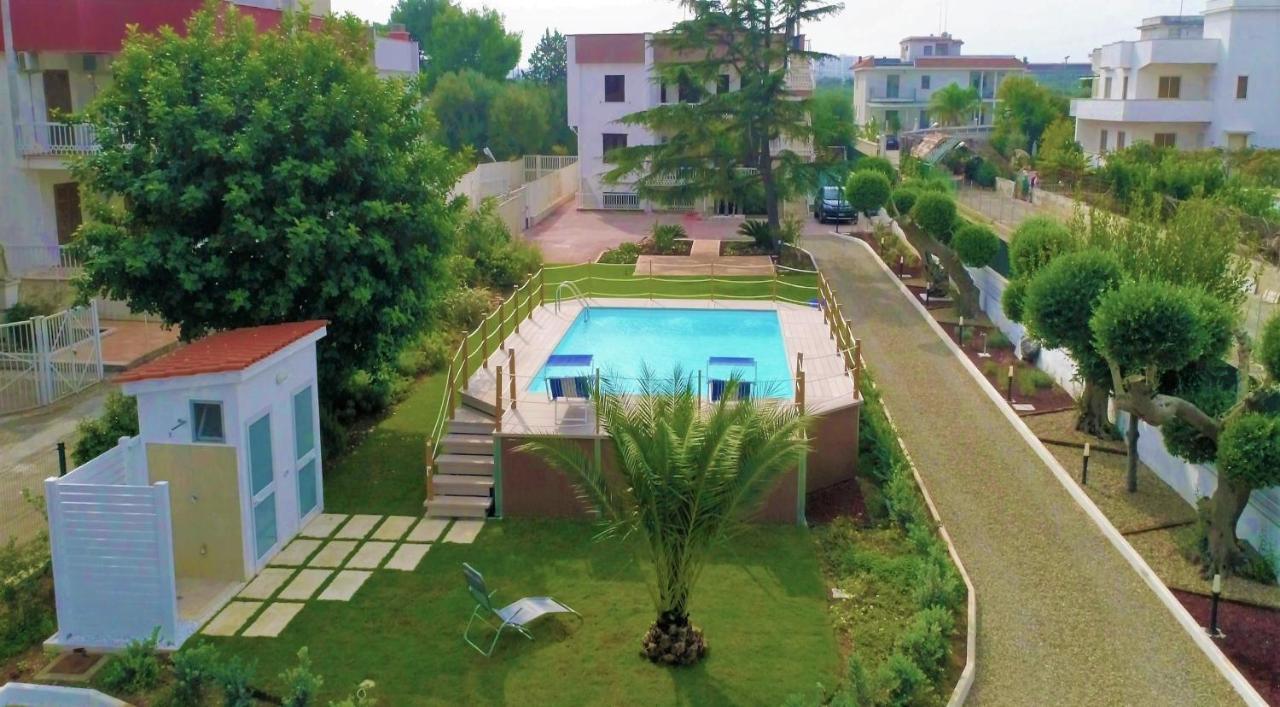 La Dimora Accommodation Bari Extérieur photo